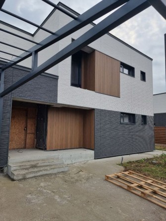 ПРОДАЖ СУЧАСНОГО ДОМОВОЛОДІННЯ В КМ «БАЛАТОН». - фото 1