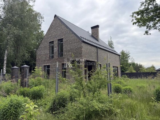 Продажа дома Вита Почтовая 177 м2 Одесское направление ул. Садовая 2 этажа 4 комнаты Віта-Поштова
