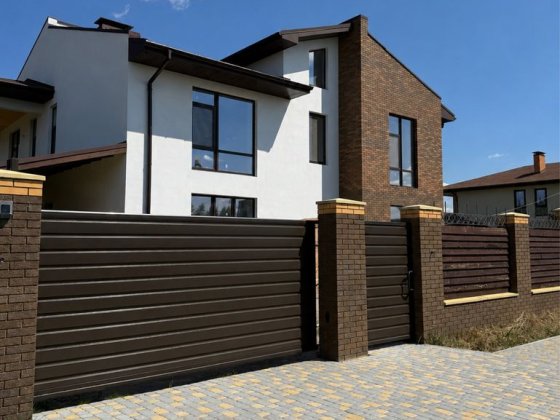 Просторий будинок 436 м² у престижному КМ | Лісники | газ, 15 соток, охорона 24/7, озера, 15 хв до К Лесники