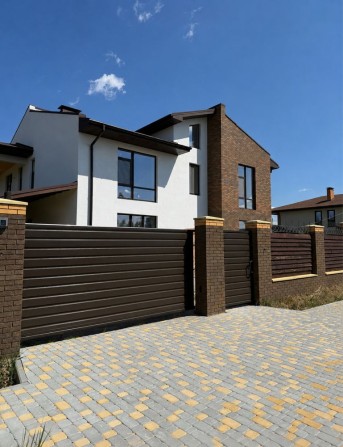 Просторий будинок 436 м² у престижному КМ | Лісники | газ, 15 соток, охорона 24/7, озера, 15 хв до К - фото 1