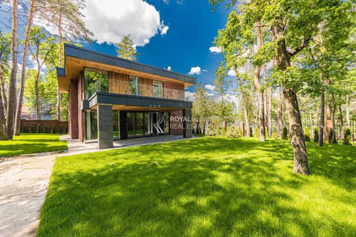Продаж Сучасного Будинку 270 м2 КМ Нова Ходосівка Без % 8 соток у Лісі - фото 1