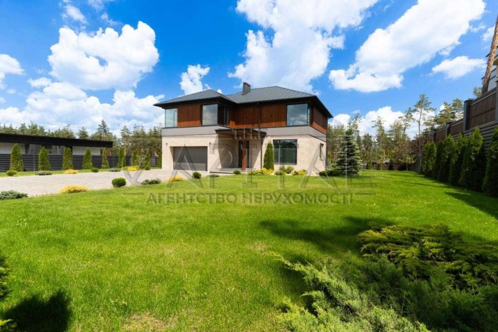 Продаж / Будинок / 355 м2 / Ходосівка / вул. Квітнева - фото 1
