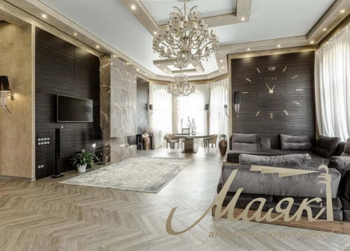 Продаж дизайнерського будинку 250 м² у марокканському стилі с.Віта-Поштова, 17 соток, Фастівський ра - фото 1