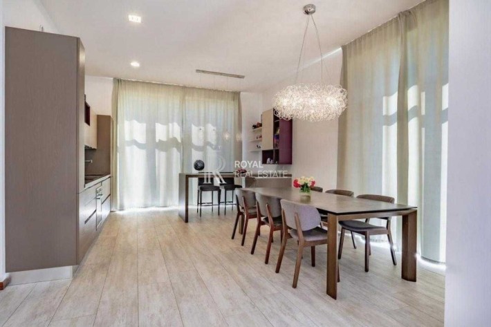 Продаж Будинок Стоянка КМ White Stones 4 кімнати 175 м² Генератор Сонячні батареї Газове опалення Те - фото 1