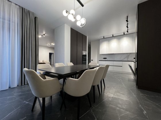 Ціна літа! Продаж будинок, ремонт, газ 165м, 10 сот Стоянка