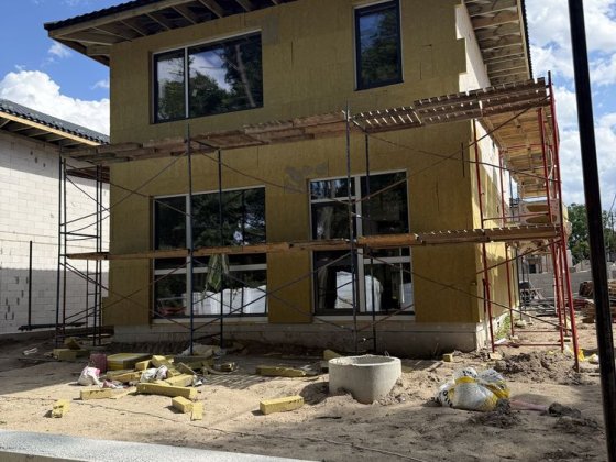 Будинок в Стоянці з газом РОЗТЕРМІНУВАННЯ Стоянка
