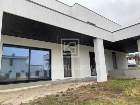 Стильний будинок 198 м² у КМ Белгравия з гаражем на 2 авто Стоянка