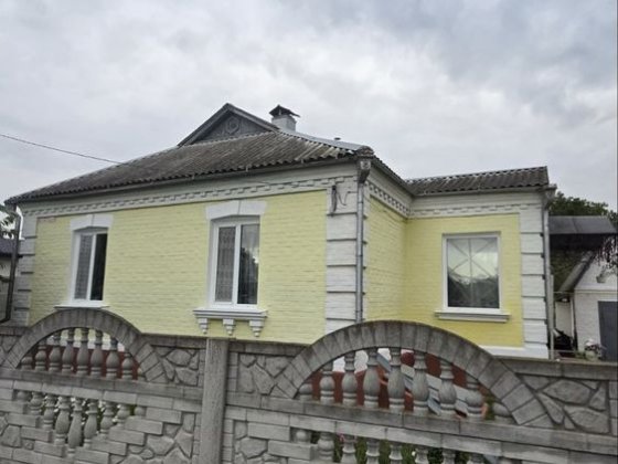 Продаж будинку м.Тараща.Центр Тараща