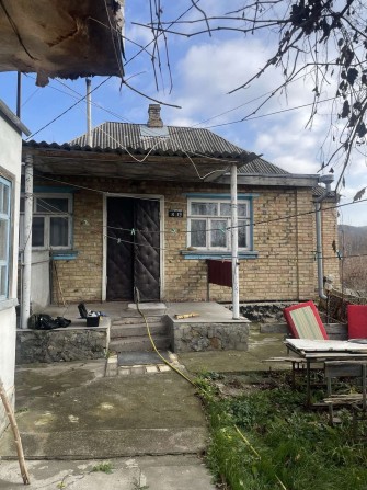 Продам будинок в місті Ржищів в.Троїцька 19 - фото 1