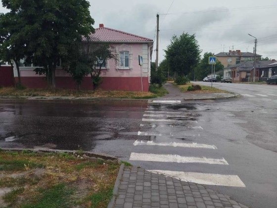 Продаж частини будинку 70 м² в центрі м. Тараща, вул. Б. Хмельницького, торг! Тараща