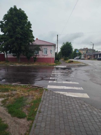 Продаж частини будинку 70 м² в центрі м. Тараща, вул. Б. Хмельницького, торг! - фото 1