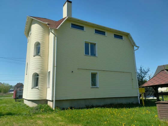 Продаж Будинок  Бородянка вул. Незалежності Бородянка
