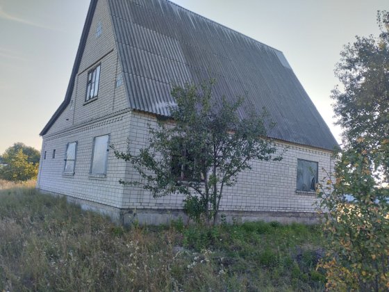 Продам будинок в селі Димерка та земельну ділянку 21сот.