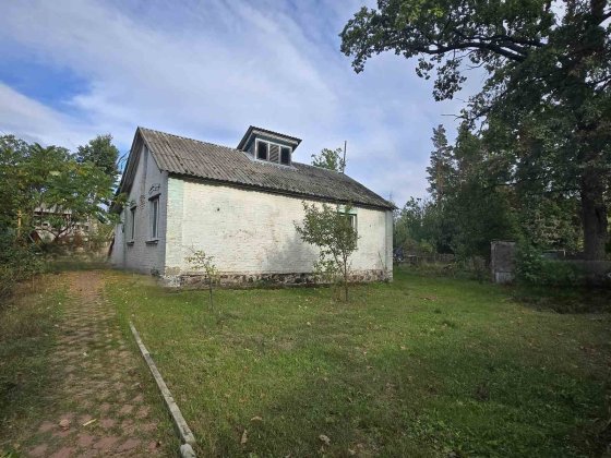 Продам цегляний будинок в тихій зеленій місцевості,заходь і живи Клавдиево-Тарасово