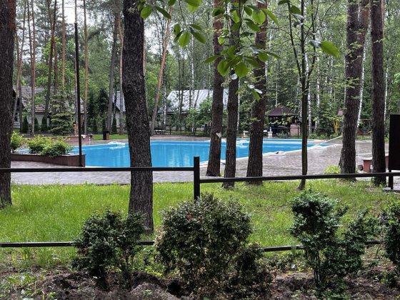 Продаж дачі в  «Украінське село» , ліс, озеро, криниця піч на дровах Бузова