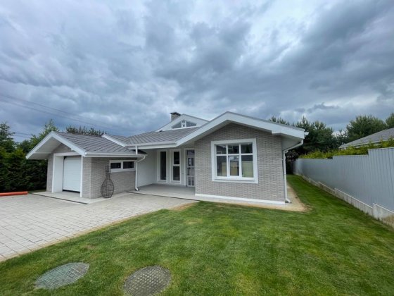 БЕЗ КОМІСІЇ Продаж сучасного будинку 156 м² та ділянкою 7 соток в с. Бобриця Бобрица