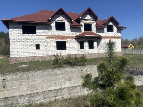 Продам маєток в Горбовичах