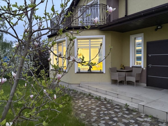 Продам коттедж район Пуща Водиця  поруч ліс і озеро! - фото 1