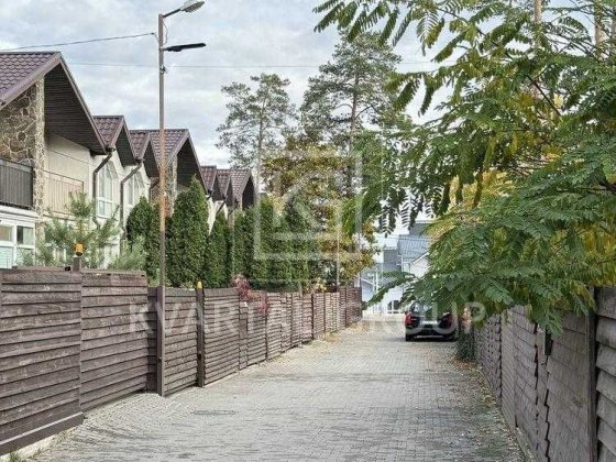 Продам таунхаус біля парку Щасливий БЕЗ КОМІСІЇ Гостомель на межі з Лісовою Бучею Горенка
