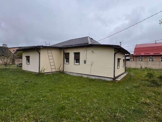 Повністю автономний будинок на 10 сот.в Горенці - все необхідне поруч! Горенка