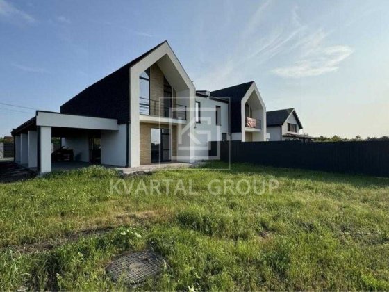 В продажу Дуплекс 154м2 на Великій ділянці 7сот,до Києва 15хв,Центр Дмитровка
