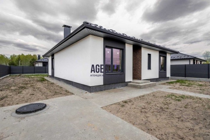 Продаж Готовий будинок біля Києва,  с. Дмитровка - фото 1