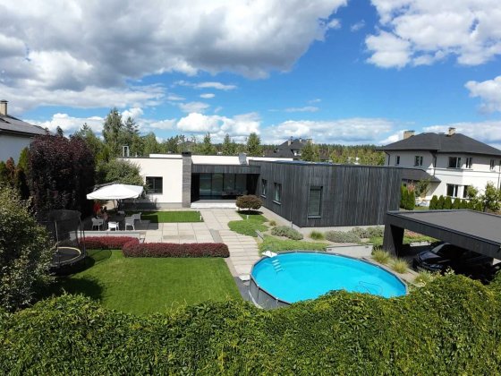 Продаж вілли з ремонтом біля лісу | КМ Белгравія | 230 м² | 11 соток Дмитровка