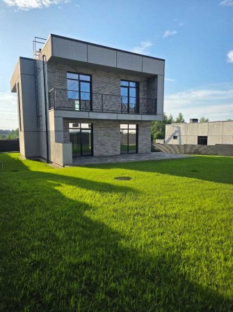 Hi-tech будинок 162 м2 у центрі Іванковичів - 20 хв до Києва - фото 1