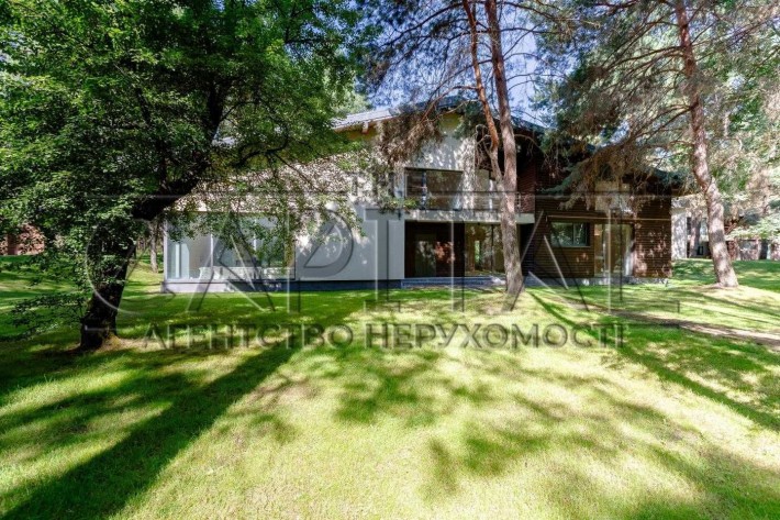 Продаж будинку/ Лебедівка/ 454 м2/ КМ Goodlife park/ з ремонтом - фото 1