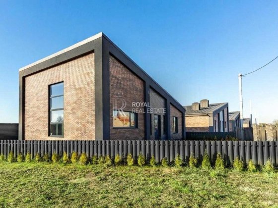 Продаж Будинок КМ COUNTRY VILLA Мала Олександрівка 130 м² 4 кімнати 5,01 сотки Закрита територія Вис Малая Александровка