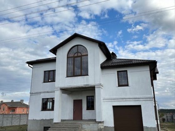 Будинок в Михайлівка-Рубежівка з підвалом-бомбосховещем! Михайловка-Рубежовка