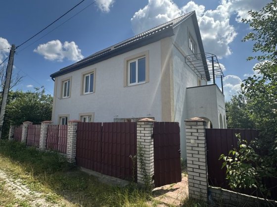 Будинок в с. Мощун з газом Мощун