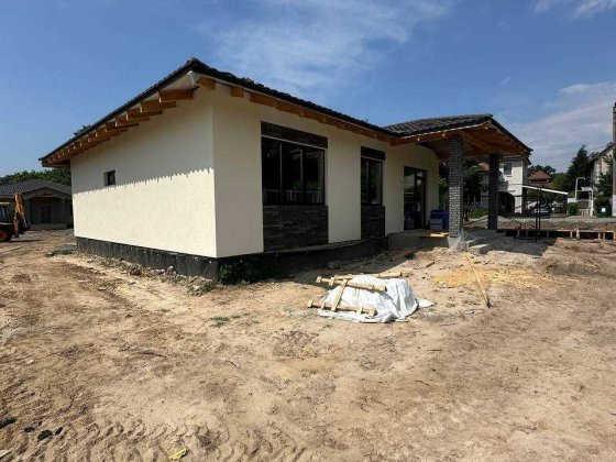 Новий котедж 105 м² з терасою у закритому котеджному містечку Михайлівка-Рубежівка