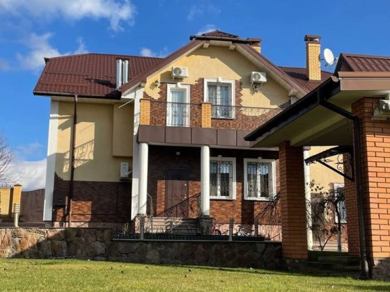 Продам дом Музычи