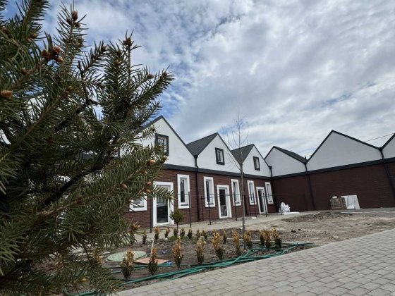 Затишний таунхаус в тихому, спокійному мікрорайоні. Михайлівка-Рубежівка