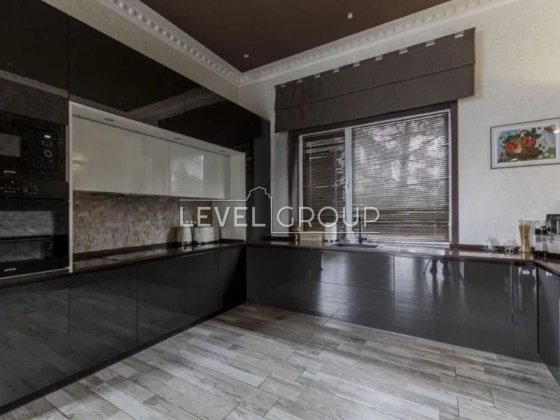Продаж преміального котеджу 400 м² з виходом до води|Azimut River Club Нові Безрадичі