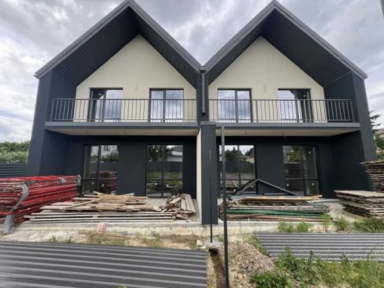 Продам дуплекс у с. Нове, 116 м2, 4.8 сотки, Газ, Без комісії