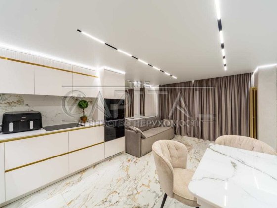 Продажа дома с ремонтом Новые Безрадичи Киевская область Нові Безрадичі