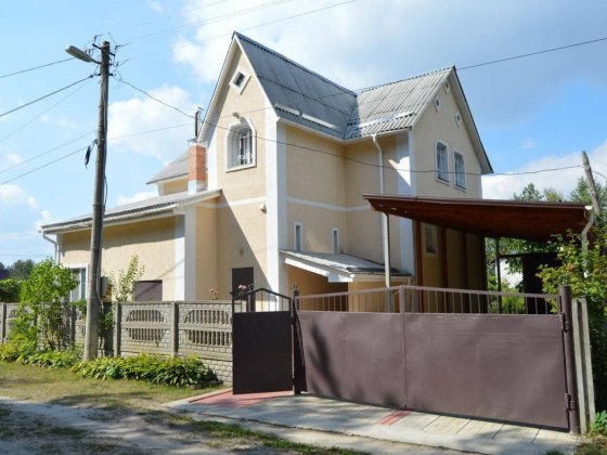 Продам будинок у с. Михайлівка- Рубкжівка .Укриття. Газ .Ціна від ВЛАСНИКА