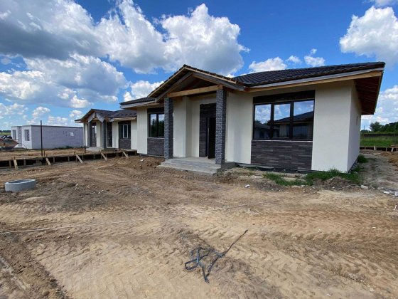 Гарний Будинок з терасою у КМ з Газом, 105м2, велика кухня вітальня 55м2, ділянка 5 соток Михайловка-Рубежовка