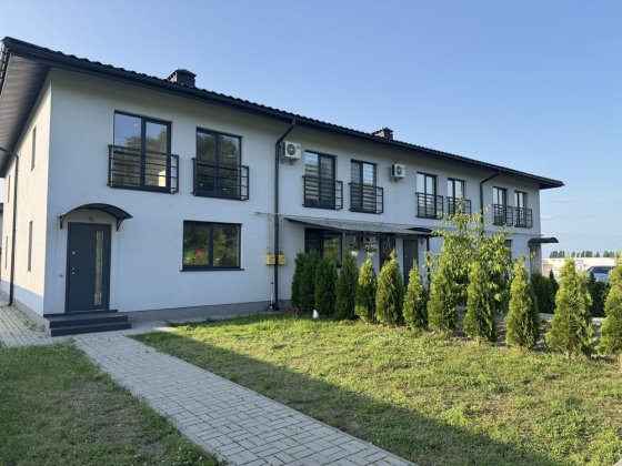Таунхаус з РЕМОНТОМ, фасадний, кутовий, будинок Петропавлівське