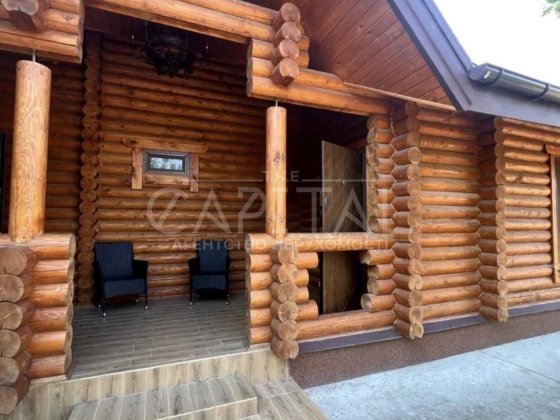 Продаж / Будинок / 260 м2 / Погреби / вул. Різдвяна, 15 Погребы