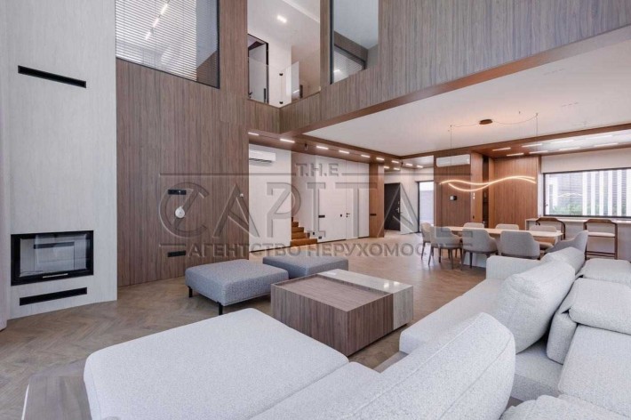 Продаж / Будинок / 520 м2 / Плюти / вул. Плютовська - фото 1