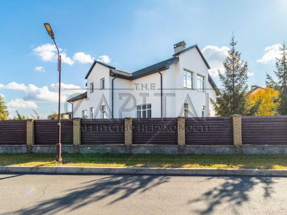 Продається Будинок в с. Плюти Обухівська траса Плюты