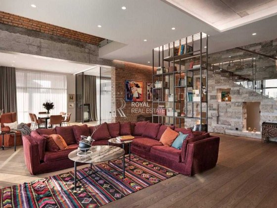 Елітний будинок 574 м² біля озера КМ "Сонячна Долина" 25 соток Басейн Hi-Tech Романков
