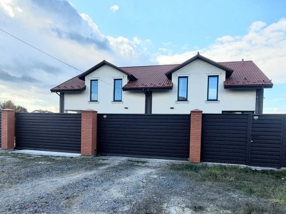 Старі Петрівці, будинок-дуплекс 185 кв.м з документами. Старі Петрівці