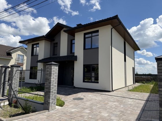 Стильний дуплекс 125м2 Счастливое
