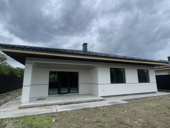 Продається будинок  з газом та ділянкою Тарасовка