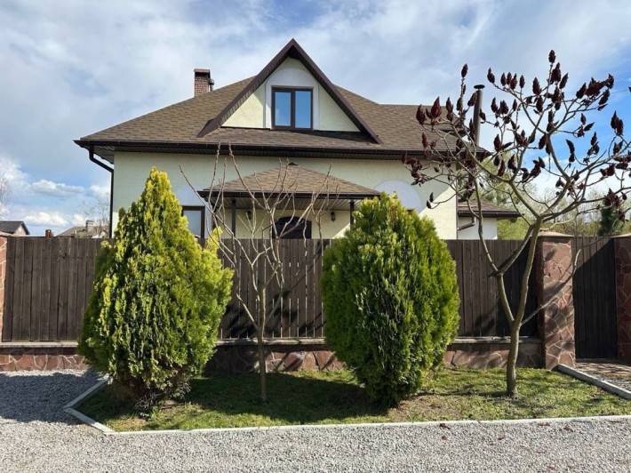 Продаж будинку з ремонтом с. Тарасівка , вулиця Ярослава Мудрого 14. - фото 1