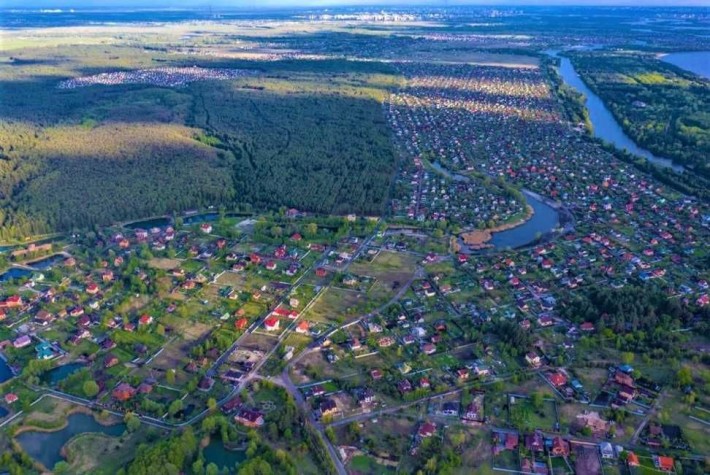 Земельна ділянка з забудовою біля Києва. Ціну знижено - фото 1